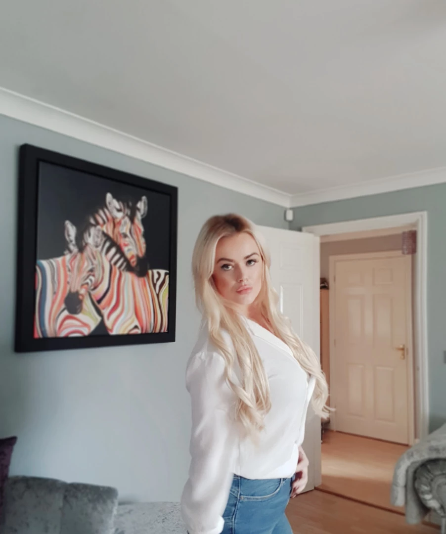 Miss Laura [ mistresslaura11 ] Onlyfans leaked photo 10054106 on Hotleaks.tv