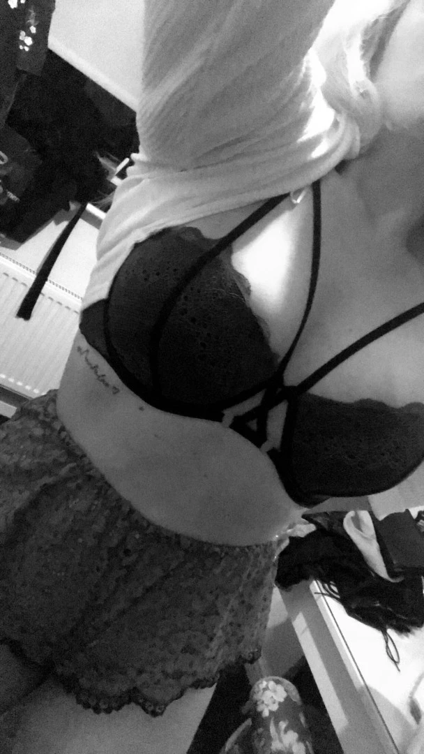 Miss Laura [ mistresslaura11 ] Onlyfans leaked photo 10055262 on Hotleaks.tv