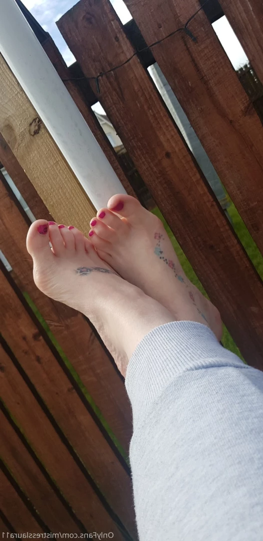 Miss Laura [ mistresslaura11 ] Onlyfans leaked photo 10055547 on Hotleaks.tv