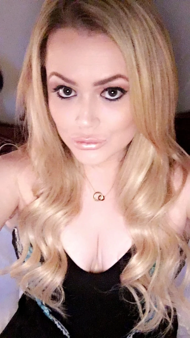 Miss Laura [ mistresslaura11 ] Onlyfans leaked photo 10056381 on Hotleaks.tv