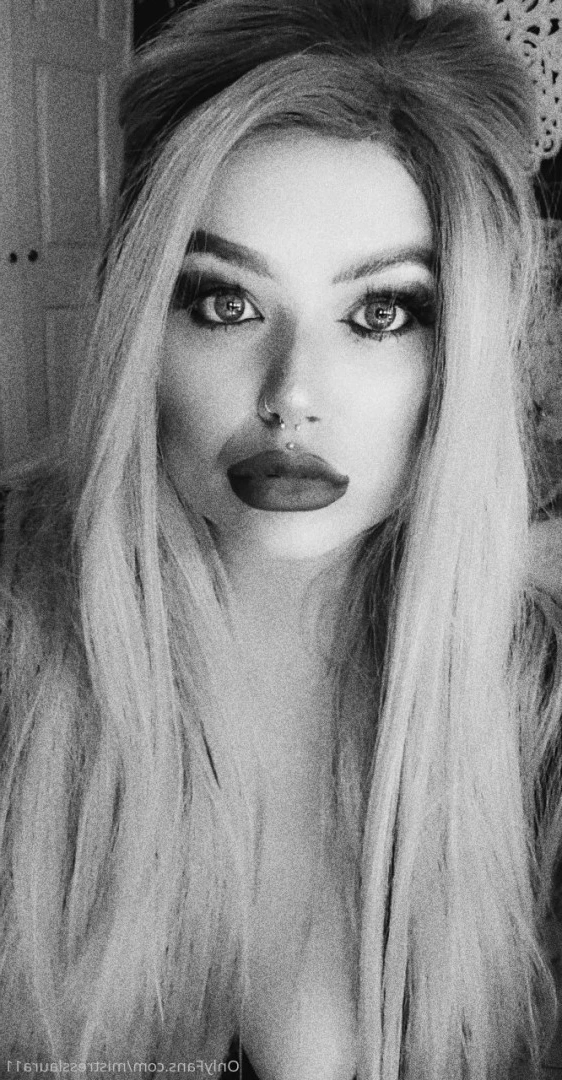 Miss Laura [ mistresslaura11 ] Onlyfans leaked photo 10057318 on Hotleaks.tv