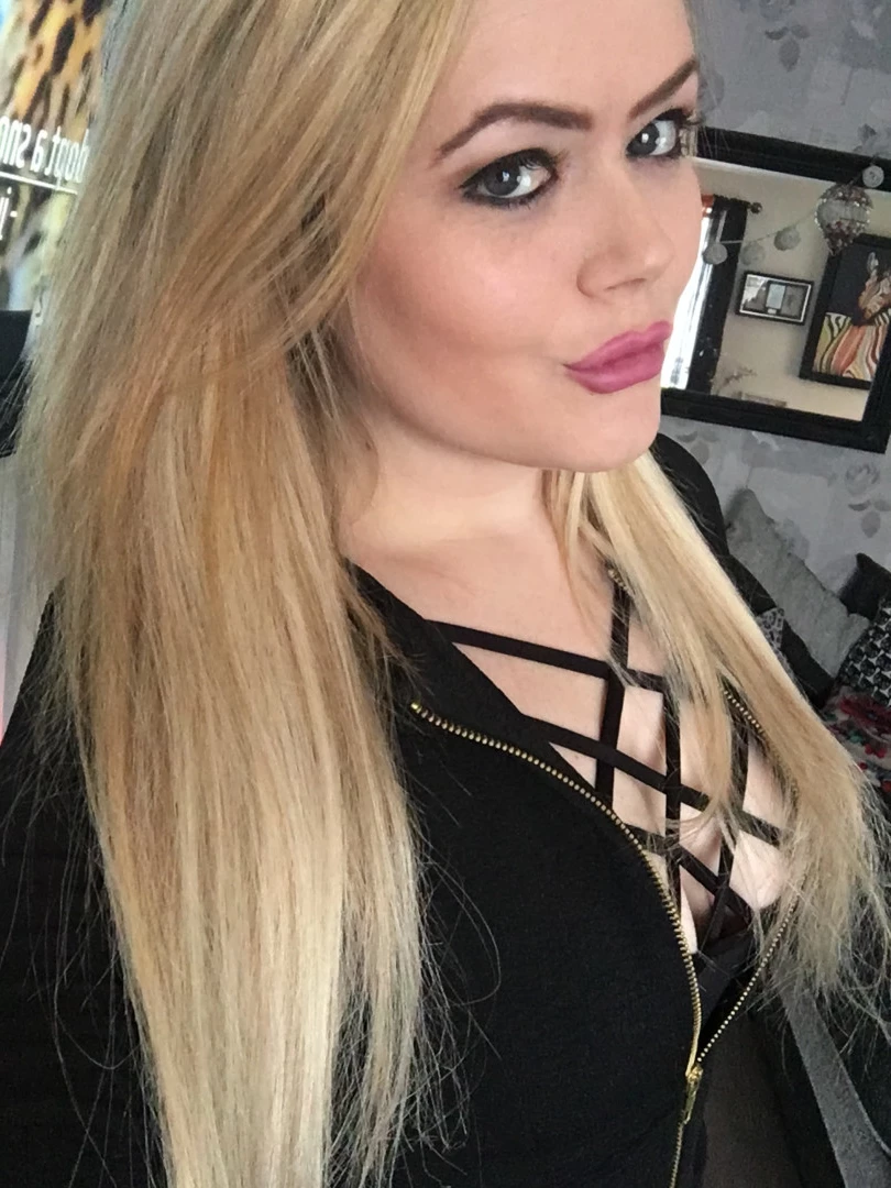 Miss Laura [ mistresslaura11 ] Onlyfans leaked photo 10057987 on Hotleaks.tv