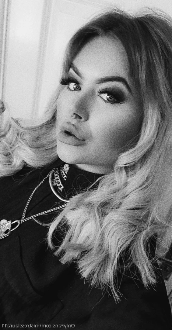 Miss Laura [ mistresslaura11 ] Onlyfans leaked photo 10058331 on Hotleaks.tv