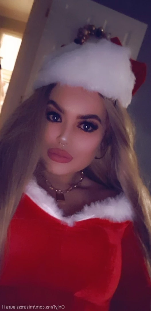 Miss Laura [ mistresslaura11 ] Onlyfans leaked photo 10058983 on Hotleaks.tv