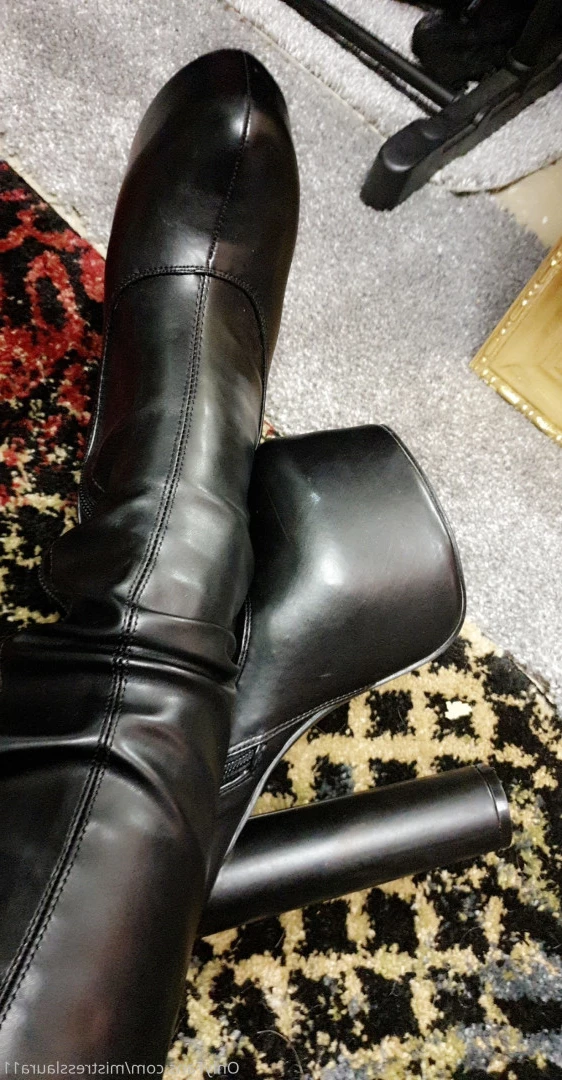 Miss Laura [ mistresslaura11 ] Onlyfans leaked photo 10059422 on Hotleaks.tv