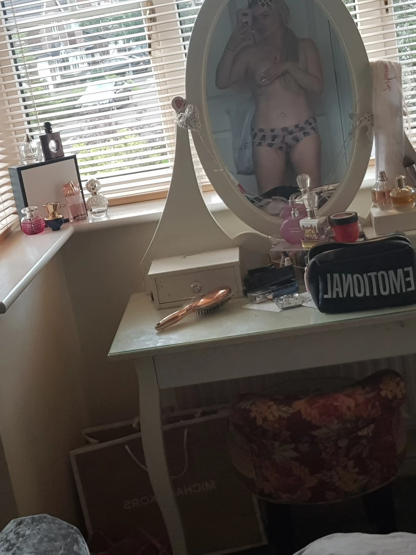 Miss Laura [ mistresslaura11 ] Onlyfans leaked photo 10060137 on Hotleaks.tv