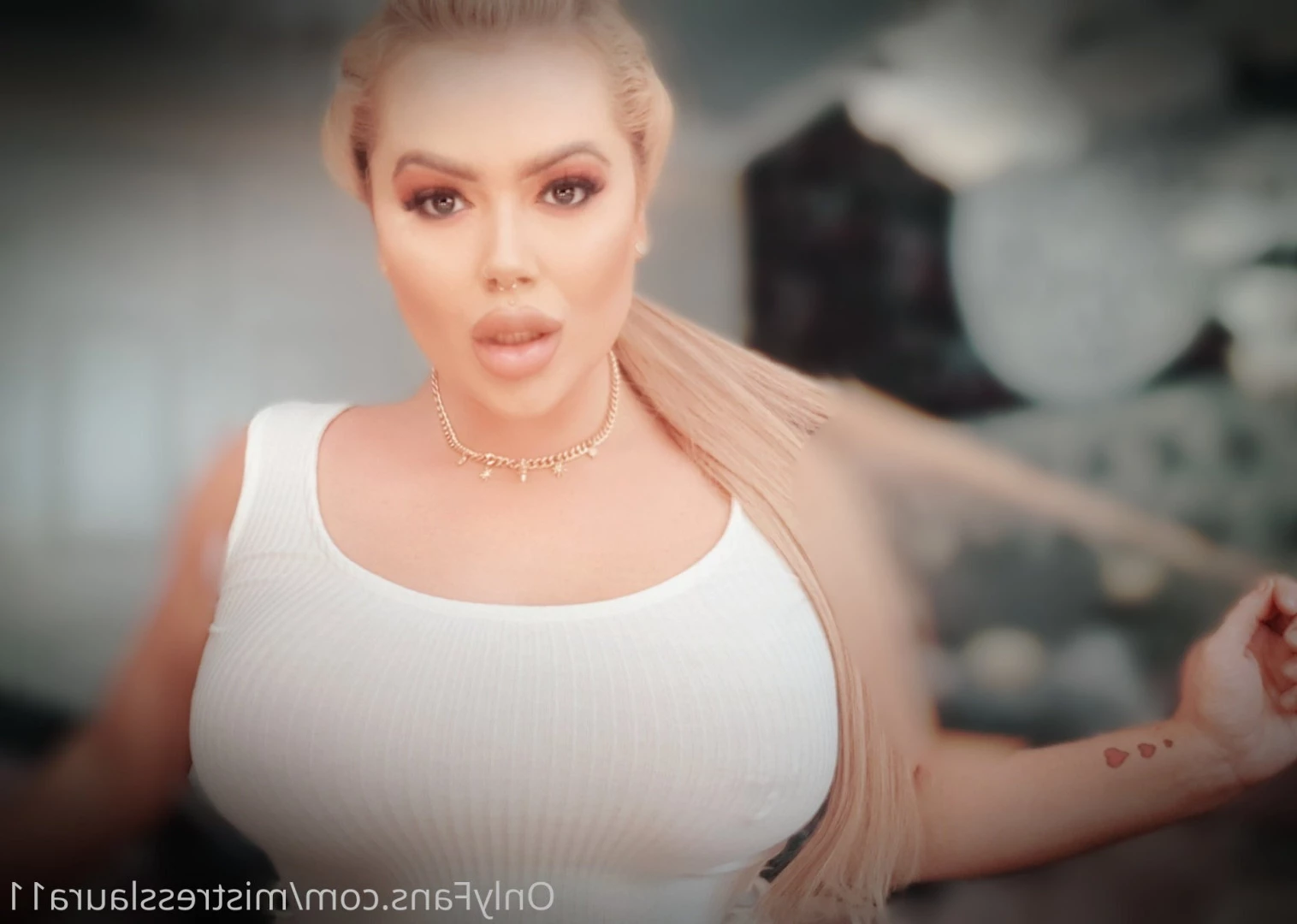Miss Laura [ mistresslaura11 ] Onlyfans leaked photo 10061512 on Hotleaks.tv