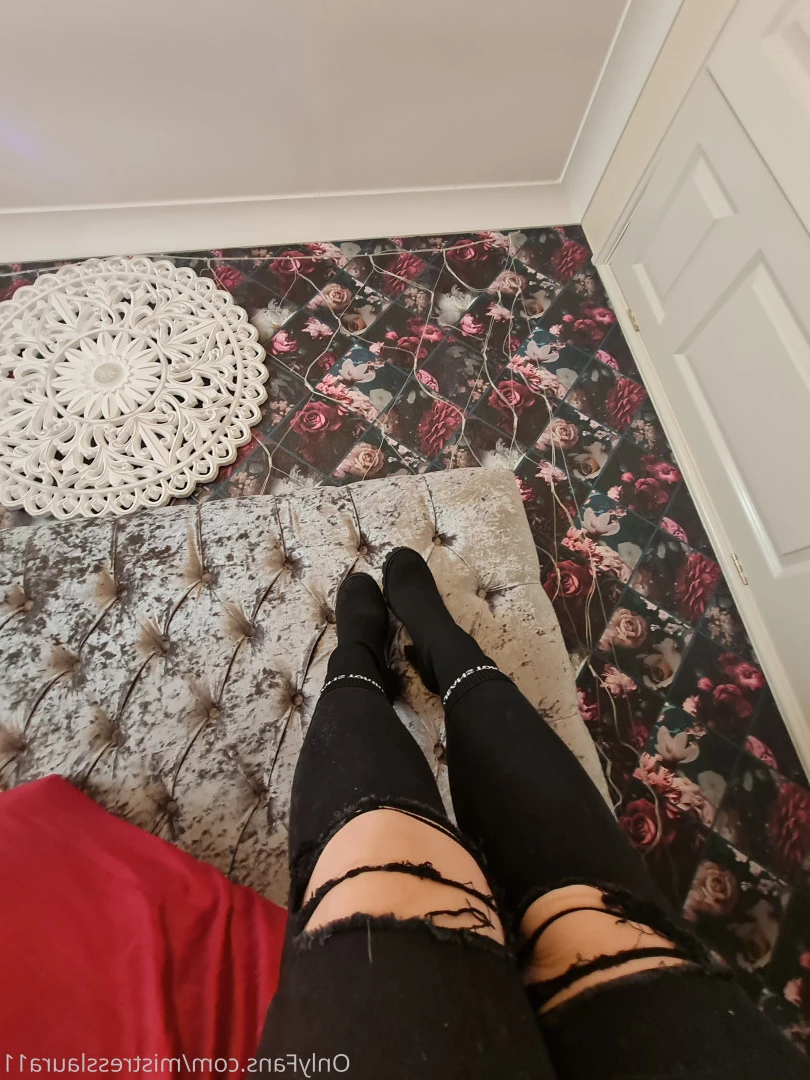 Miss Laura [ mistresslaura11 ] Onlyfans leaked photo 10062071 on Hotleaks.tv