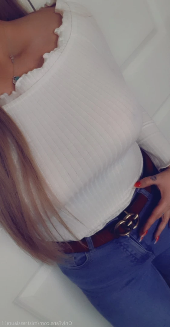 Miss Laura [ mistresslaura11 ] Onlyfans leaked photo 10115976 on Hotleaks.tv