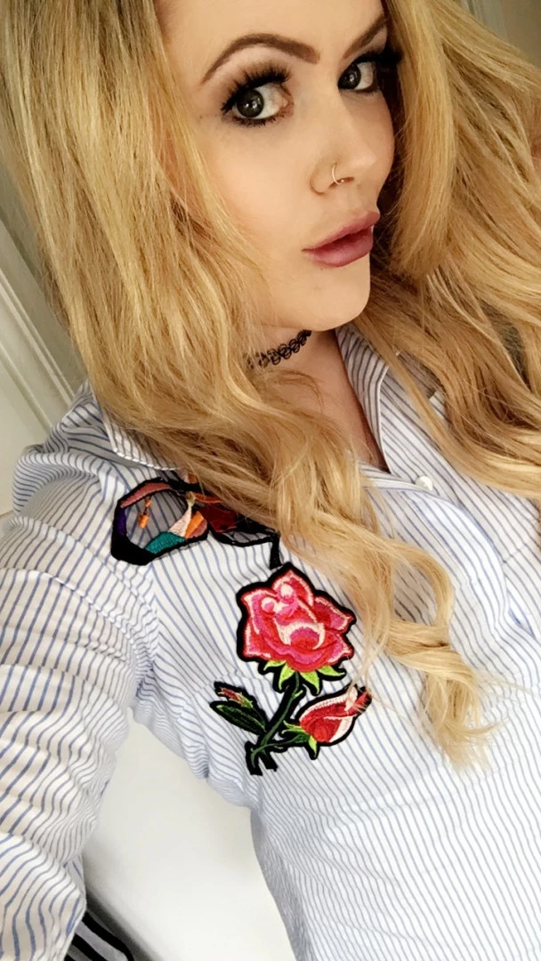 Miss Laura [ mistresslaura11 ] Onlyfans leaked photo 10117353 on Hotleaks.tv