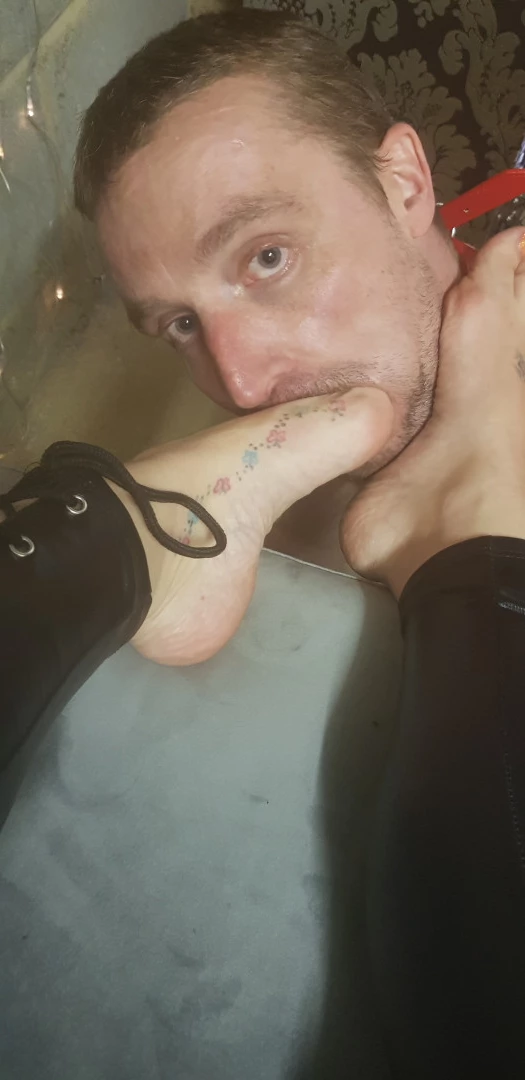Miss Laura [ mistresslaura11 ] Onlyfans leaked photo 10117945 on Hotleaks.tv