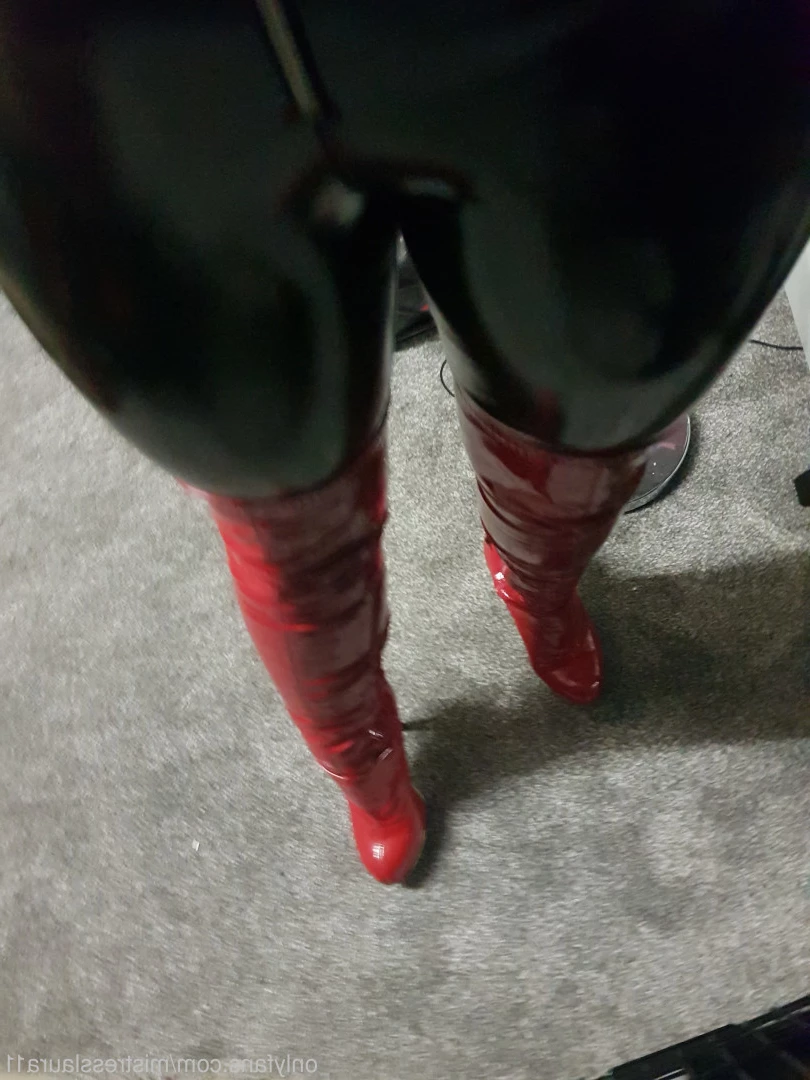 Miss Laura [ mistresslaura11 ] Onlyfans leaked photo 10118637 on Hotleaks.tv