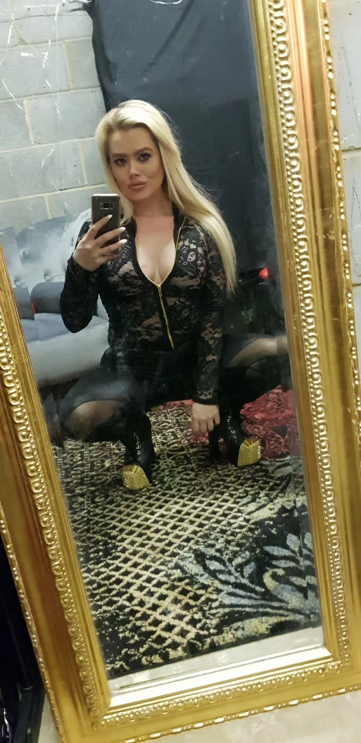 Miss Laura [ mistresslaura11 ] Onlyfans leaked photo 10118729 on Hotleaks.tv