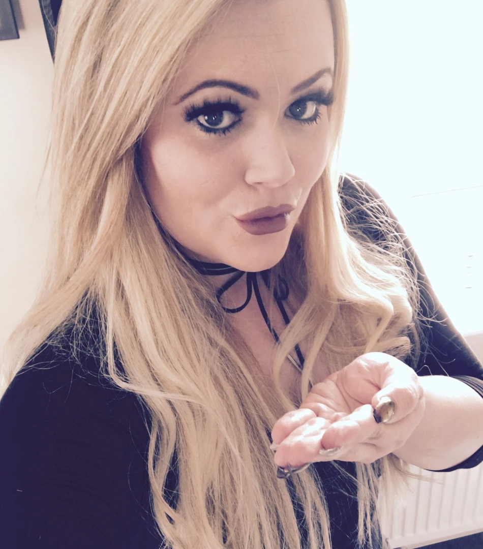Miss Laura [ mistresslaura11 ] Onlyfans leaked photo 10119693 on Hotleaks.tv