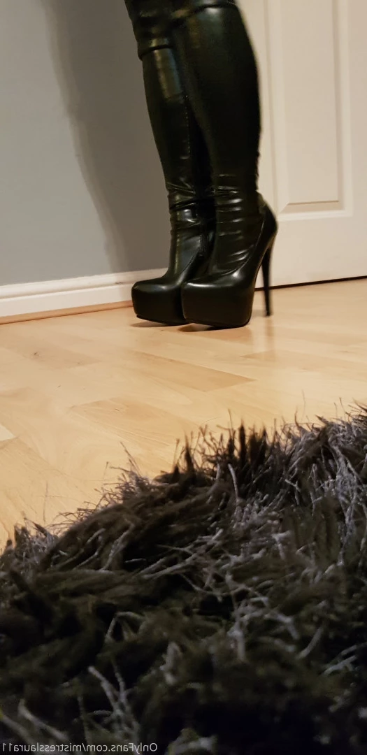 Miss Laura [ mistresslaura11 ] Onlyfans leaked photo 10121391 on Hotleaks.tv