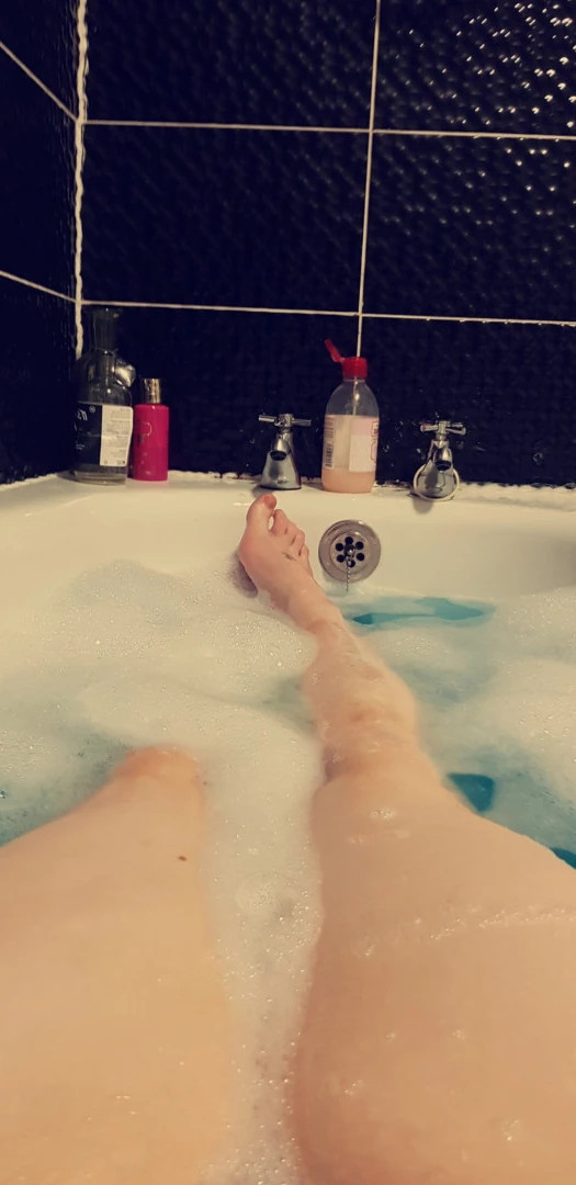 Miss Laura [ mistresslaura11 ] Onlyfans leaked photo 10122744 on Hotleaks.tv