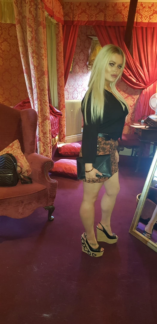 Miss Laura [ mistresslaura11 ] Onlyfans leaked photo 10124222 on Hotleaks.tv