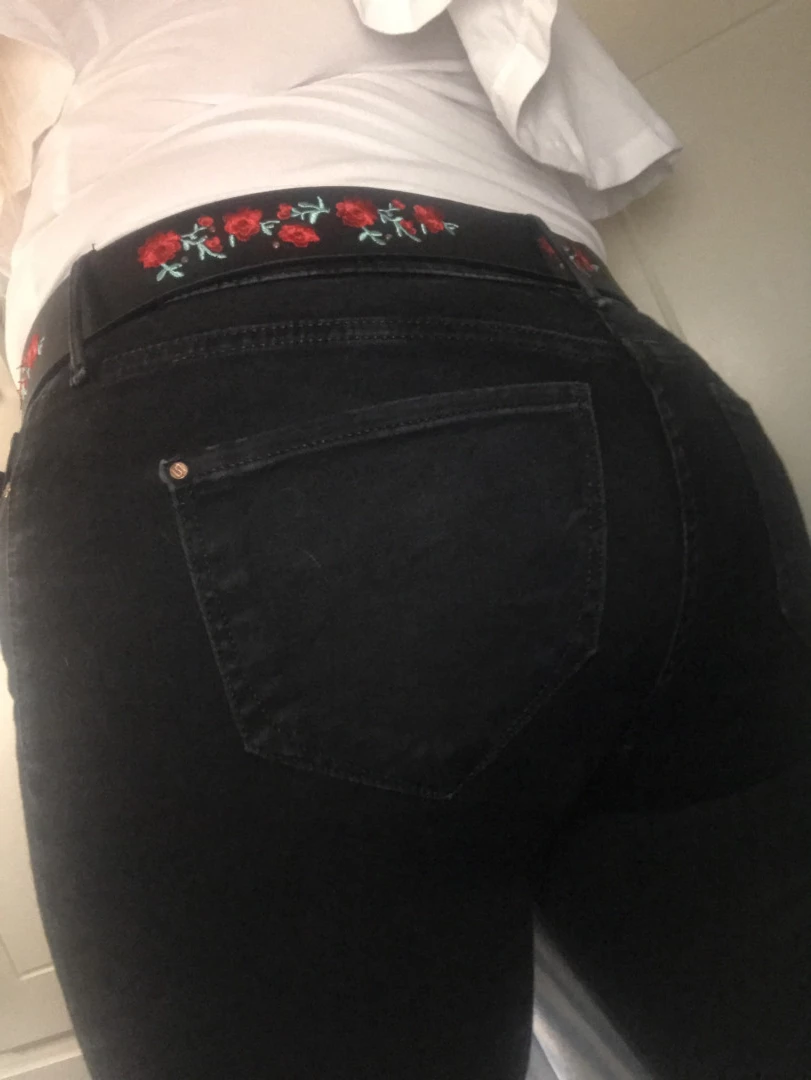 Miss Laura [ mistresslaura11 ] Onlyfans leaked photo 10125356 on Hotleaks.tv