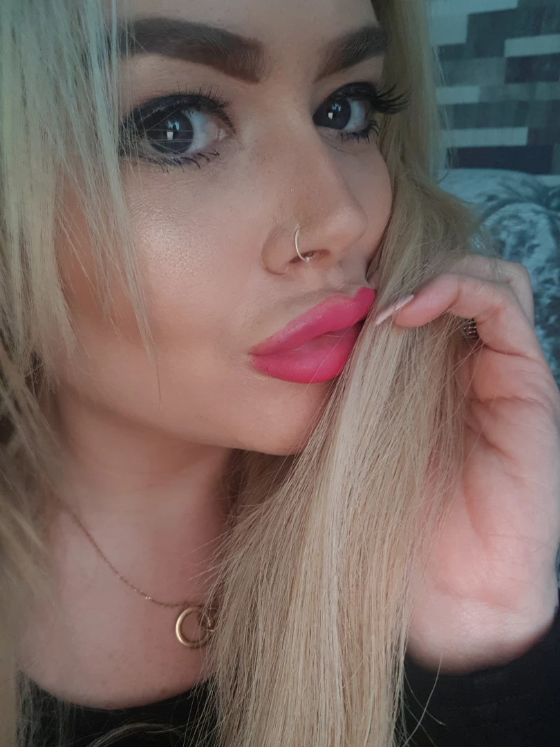 Miss Laura [ mistresslaura11 ] Onlyfans leaked photo 10125727 on Hotleaks.tv