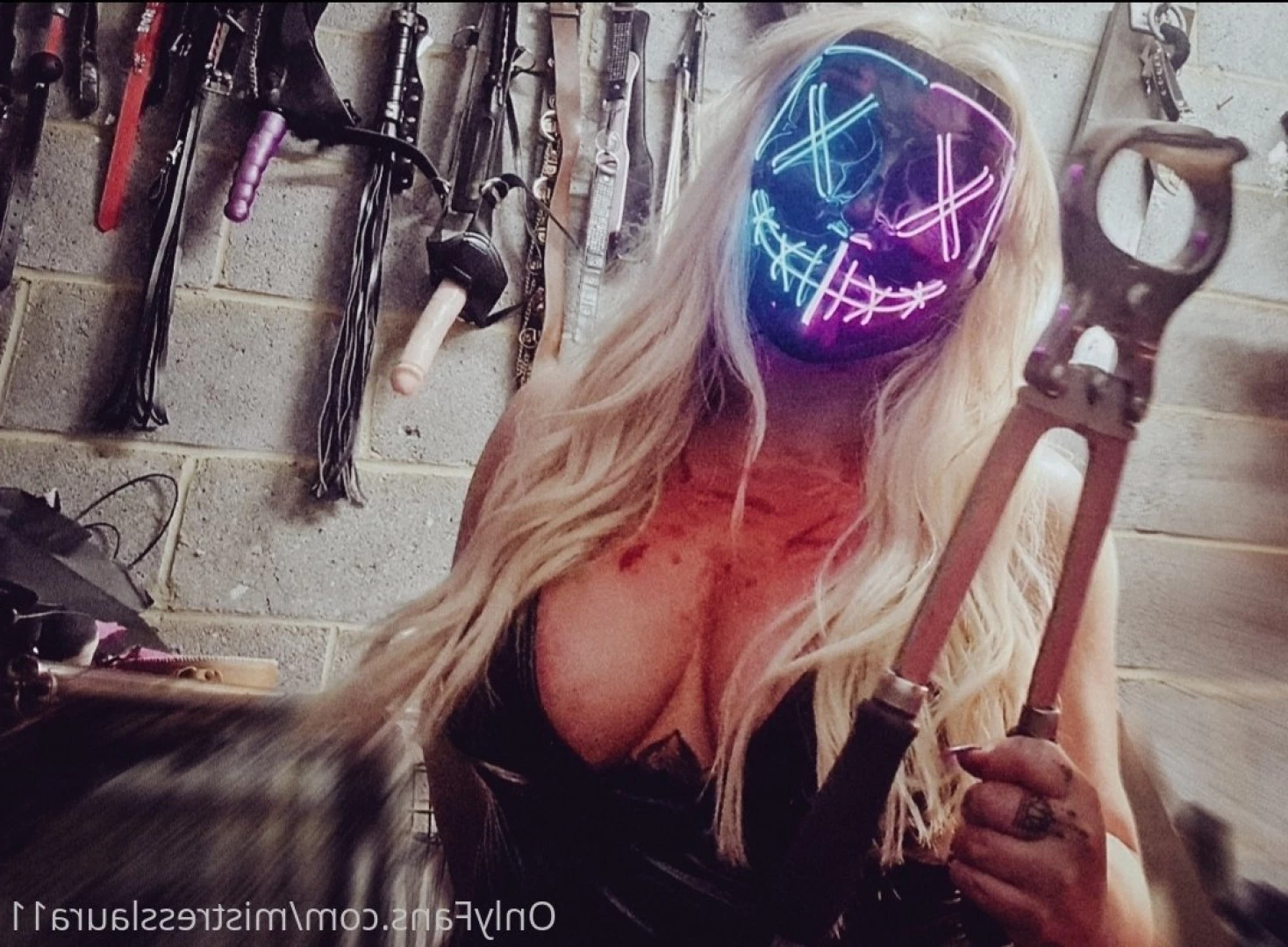 Miss Laura [ mistresslaura11 ] Onlyfans leaked photo 10126339 on Hotleaks.tv