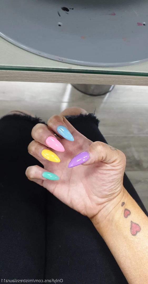 Miss Laura [ mistresslaura11 ] Onlyfans leaked photo 10126494 on Hotleaks.tv