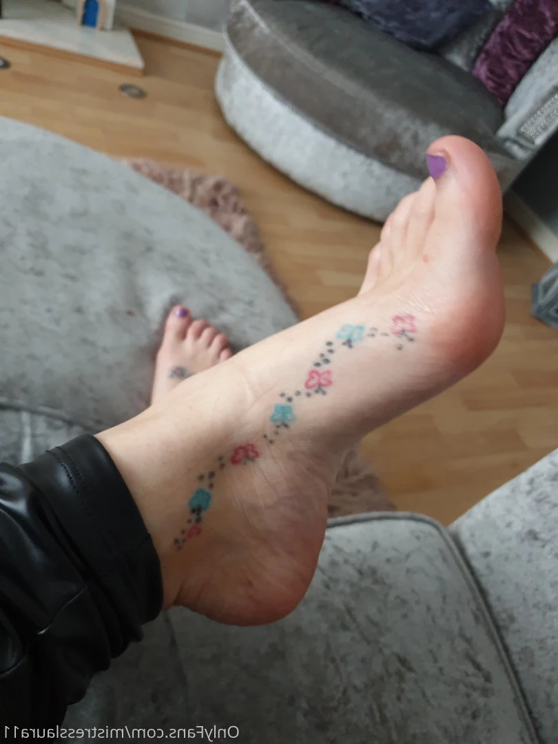 Miss Laura [ mistresslaura11 ] Onlyfans leaked photo 10128283 on Hotleaks.tv