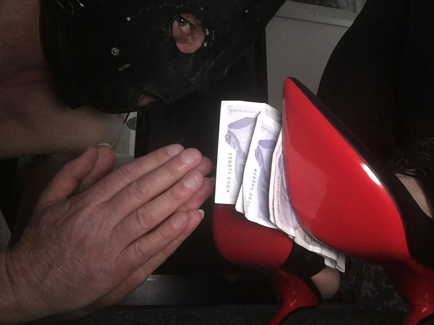 Miss Laura [ mistresslaura11 ] Onlyfans leaked photo 10129464 on Hotleaks.tv