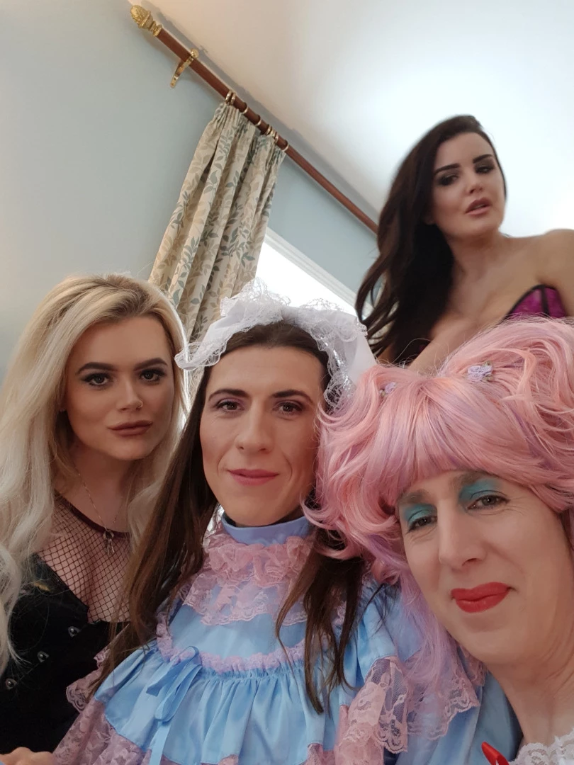 Miss Laura [ mistresslaura11 ] Onlyfans leaked photo 10130161 on Hotleaks.tv
