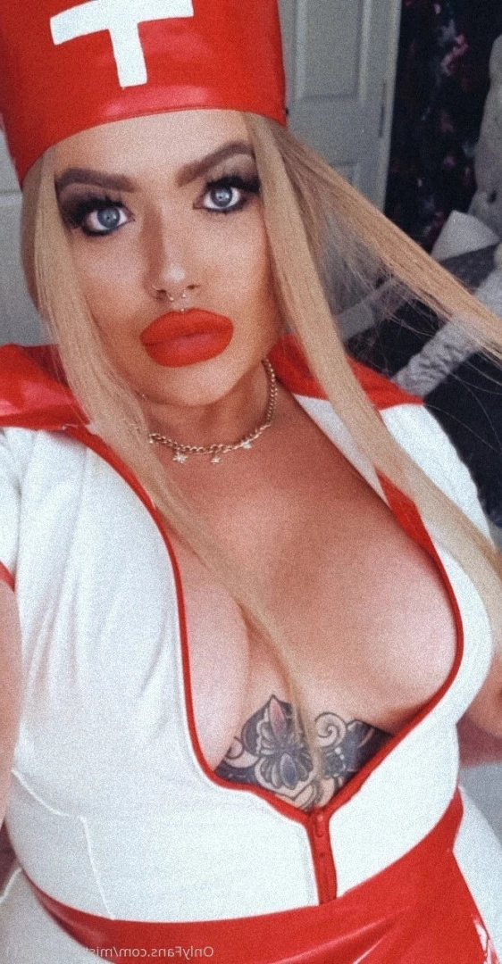 Miss Laura [ mistresslaura11 ] Onlyfans leaked photo 10130478 on Hotleaks.tv