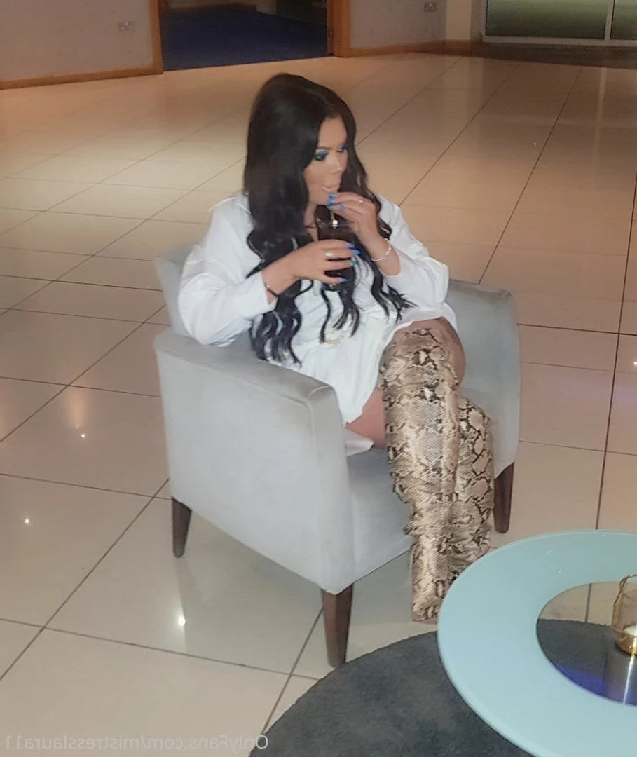 Miss Laura [ mistresslaura11 ] Onlyfans leaked photo 10133079 on Hotleaks.tv