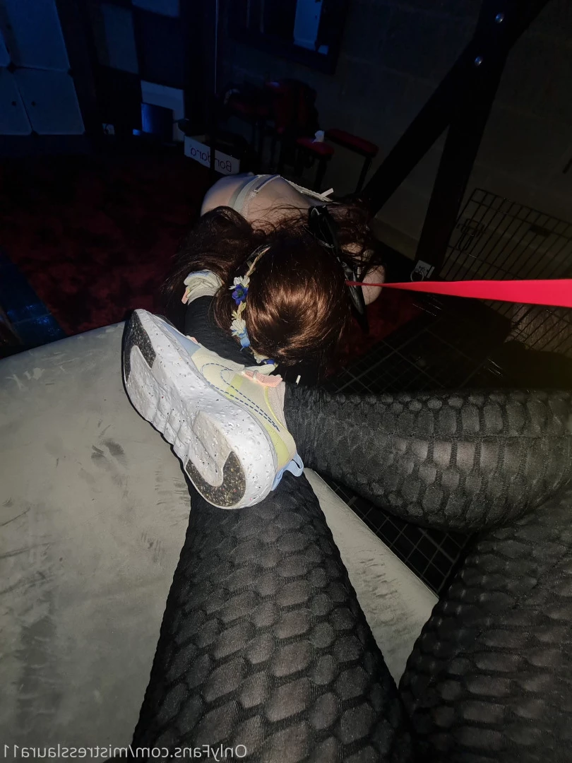 Miss Laura [ mistresslaura11 ] Onlyfans leaked photo 10134063 on Hotleaks.tv