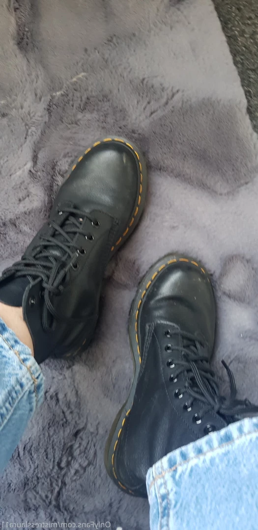 Miss Laura [ mistresslaura11 ] Onlyfans leaked photo 10134177 on Hotleaks.tv