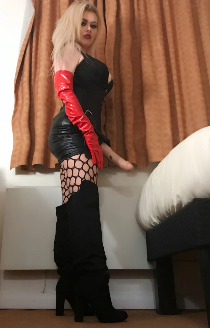 Miss Laura [ mistresslaura11 ] Onlyfans leaked photo 10134213 on Hotleaks.tv
