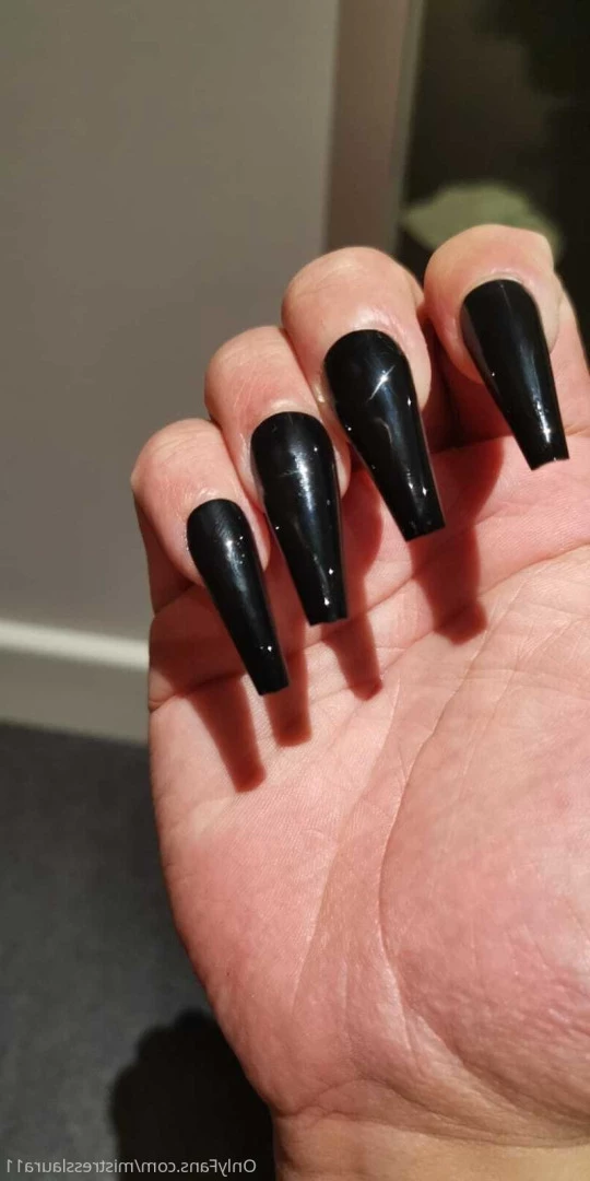 Miss Laura [ mistresslaura11 ] Onlyfans leaked photo 10134337 on Hotleaks.tv