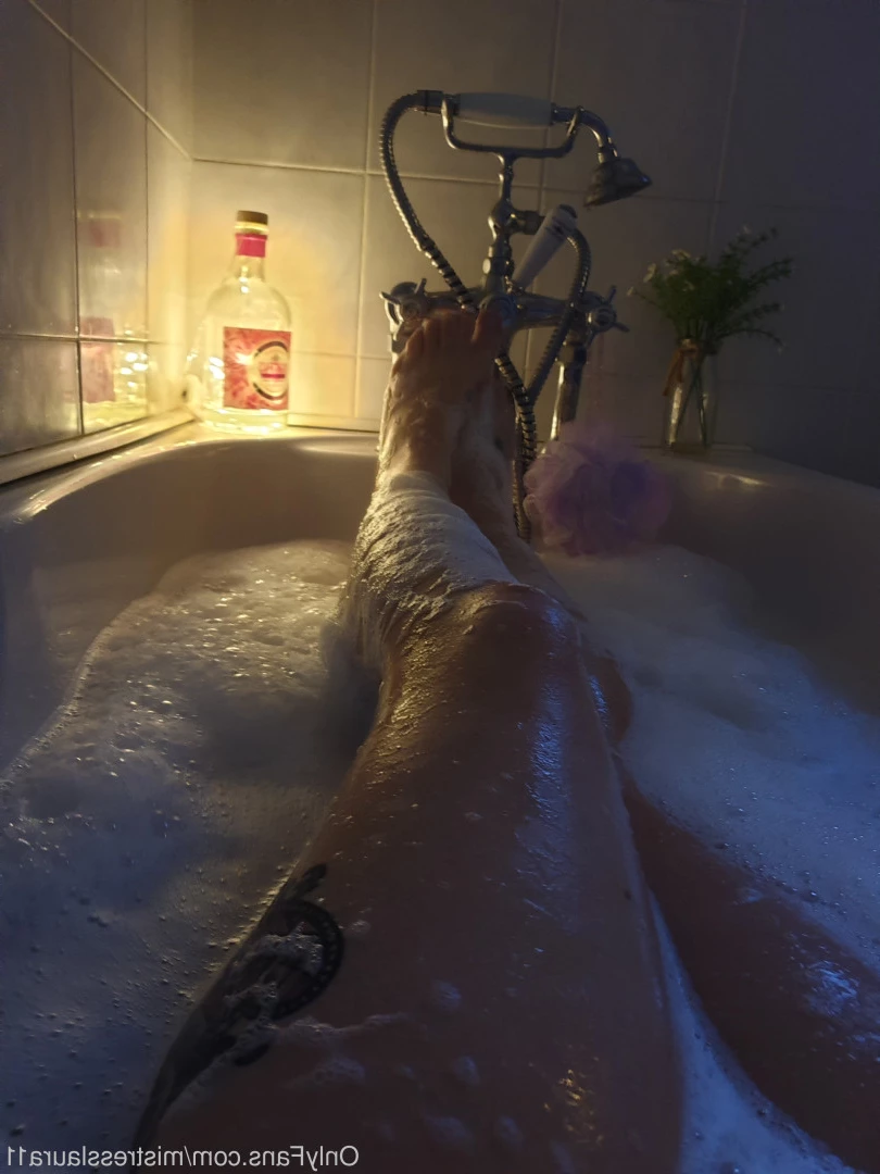 Miss Laura [ mistresslaura11 ] Onlyfans leaked photo 10134686 on Hotleaks.tv