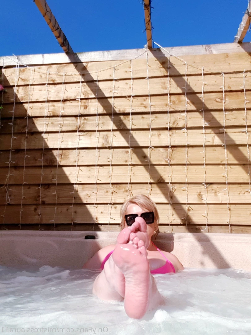 Miss Laura [ mistresslaura11 ] Onlyfans leaked photo 10134836 on Hotleaks.tv