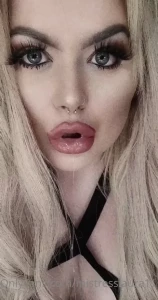 Miss Laura [ mistresslaura11 ] Onlyfans leaked video 10227248 on Hotleaks.tv
