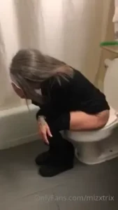 10226369