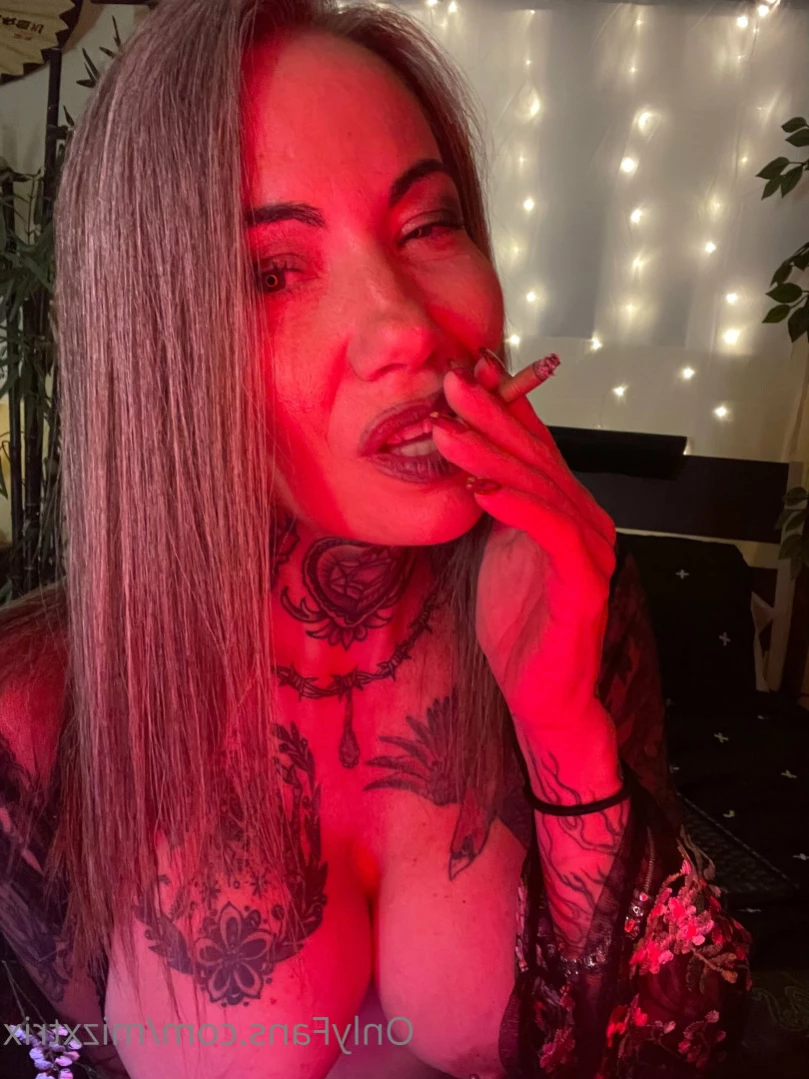 mizxtrix Onlyfans leaked photo 12838020 on Hotleaks.tv