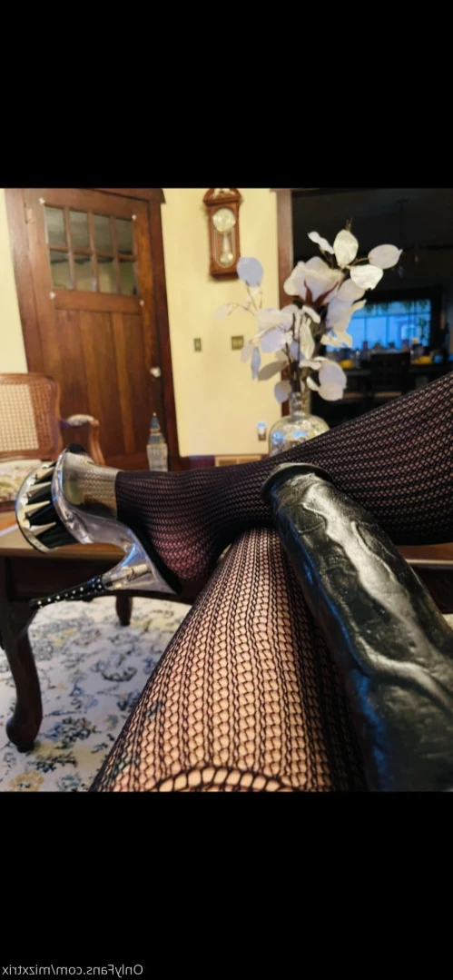 mizxtrix Onlyfans leaked photo 14059875 on Hotleaks.tv