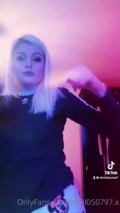 MollLoux [ moll050797.x ] Onlyfans leaked video 10224808 on Hotleaks.tv