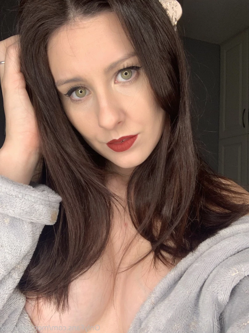 ErinMoore [ mooreerinxxx ] Onlyfans leaked photo 11797070 on Hotleaks.tv