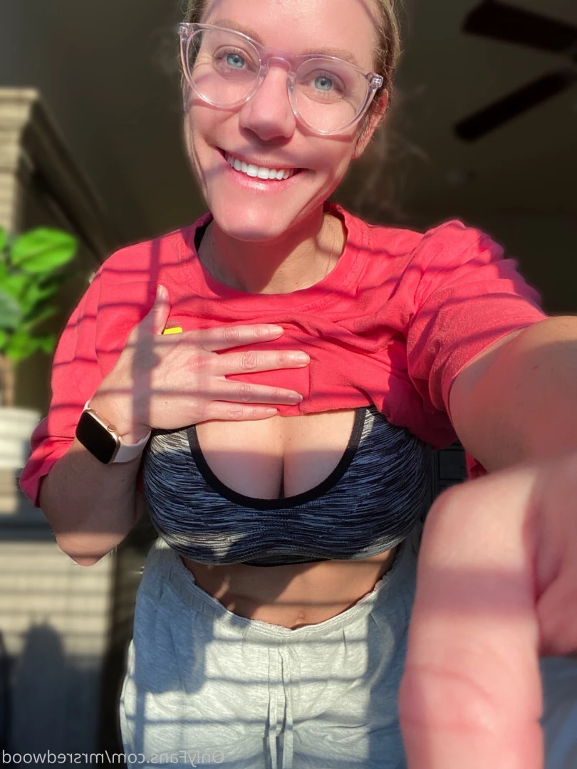 Mrs. Redwood [ mrsredwood ] Onlyfans leaked photo 8446075 on Hotleaks.tv