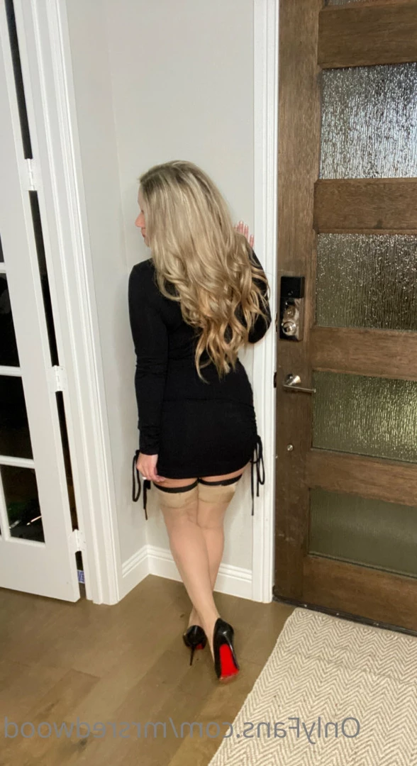 Mrs. Redwood [ mrsredwood ] Onlyfans leaked photo 8450996 on Hotleaks.tv
