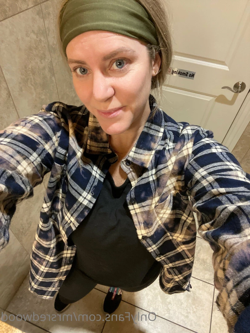 Mrs. Redwood [ mrsredwood ] Onlyfans leaked photo 8451823 on Hotleaks.tv