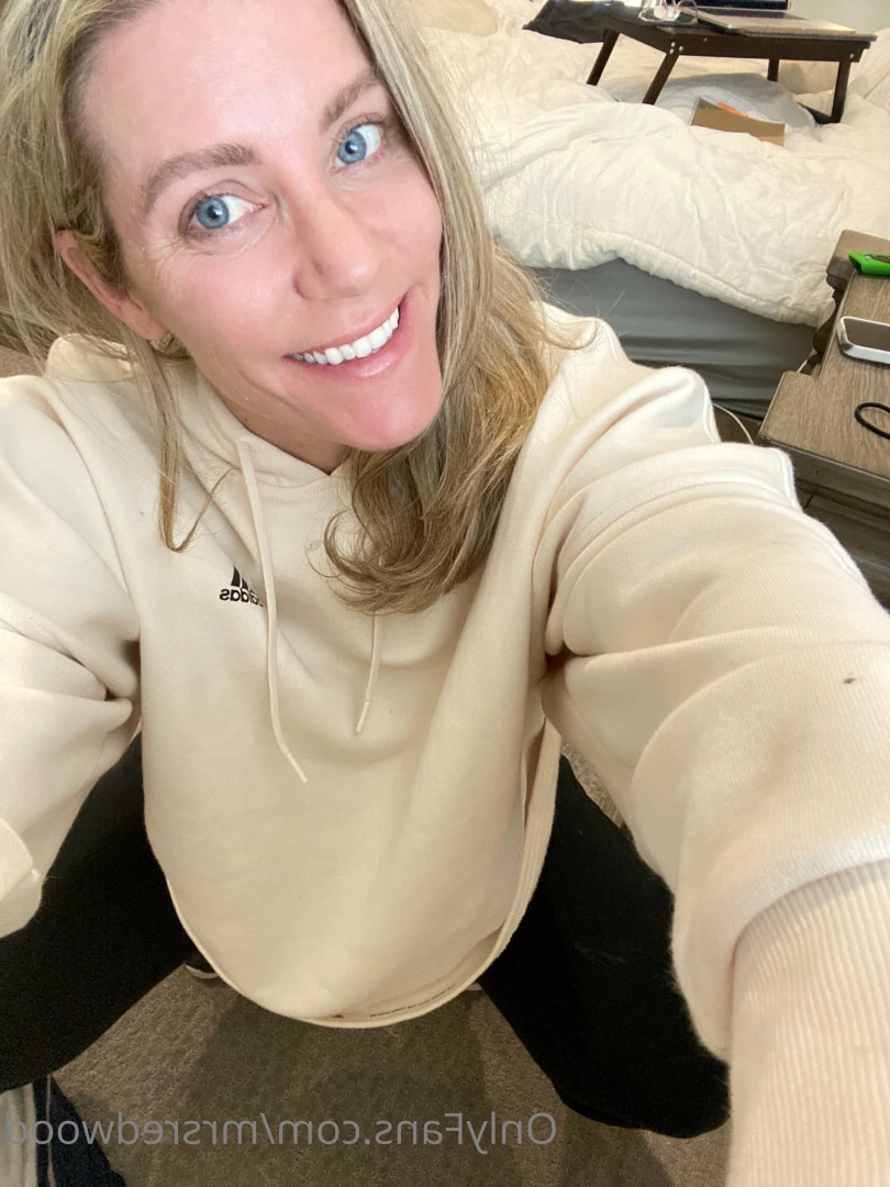 Mrs. Redwood [ mrsredwood ] Onlyfans leaked photo 8454663 on Hotleaks.tv