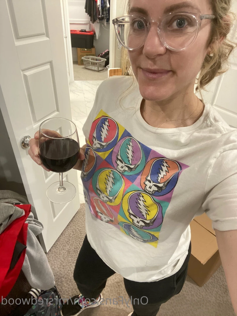 Mrs. Redwood [ mrsredwood ] Onlyfans leaked photo 8454729 on Hotleaks.tv