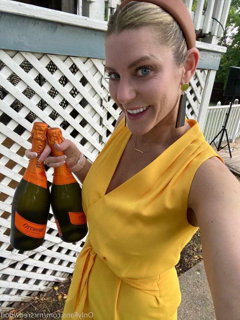 Mrs. Redwood [ mrsredwood ] Onlyfans leaked photo 8457216 on Hotleaks.tv