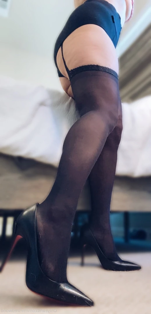 Mrs. Redwood [ mrsredwood ] Onlyfans leaked photo 8458749 on Hotleaks.tv
