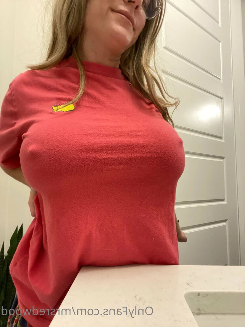 Mrs. Redwood [ mrsredwood ] Onlyfans leaked photo 8460164 on Hotleaks.tv